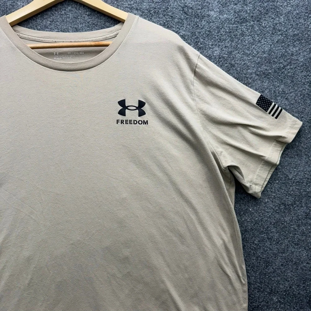 Under Armour T-Shirt Men's Size‎ 3XL Tan Short Sleeve Loose Fit Flag Tee